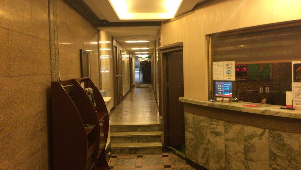 Milano Motel Сеул Екстериор снимка