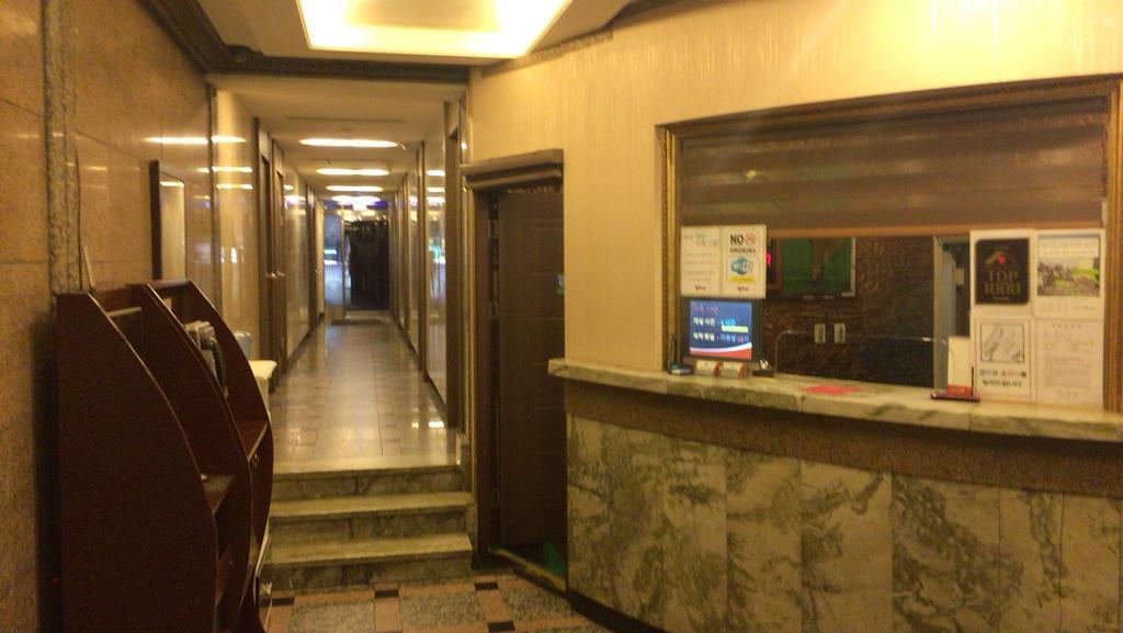 Milano Motel Сеул Екстериор снимка